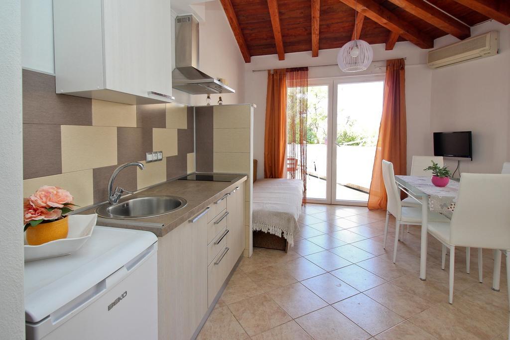 Apartment Drazen Šilo Εξωτερικό φωτογραφία